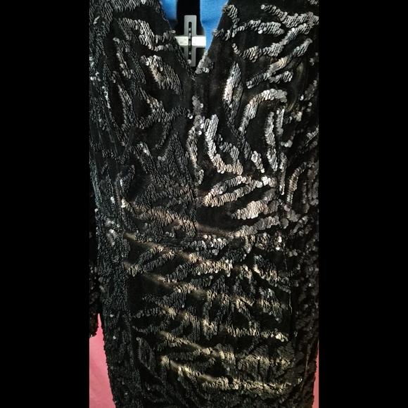 🆕️ LISTING!! DRESS THE POPULATION ELIZABETH SEQUIN &VELVET MIDI SHEATH DRESS - Picture 13 of 15